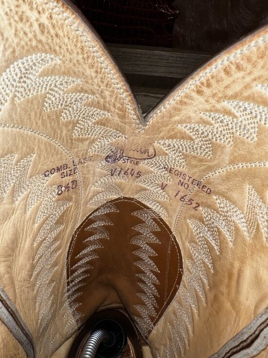 Justin\'s Genuine Exotic \